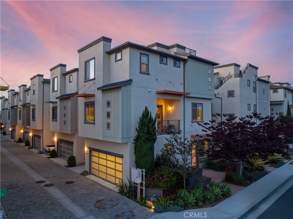 1800 Ocean Court