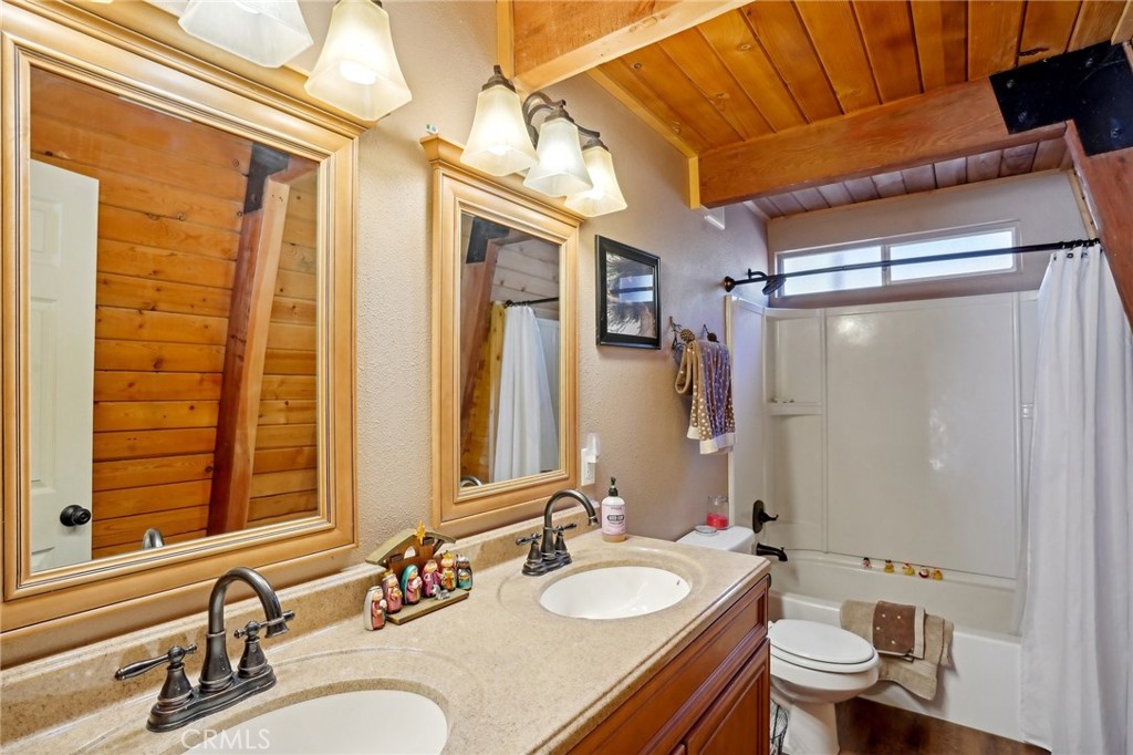 1009 Sugarloaf Boulevard