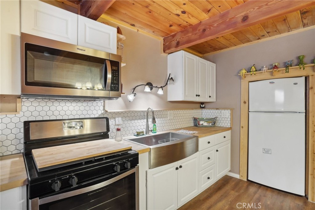 1009 Sugarloaf Boulevard