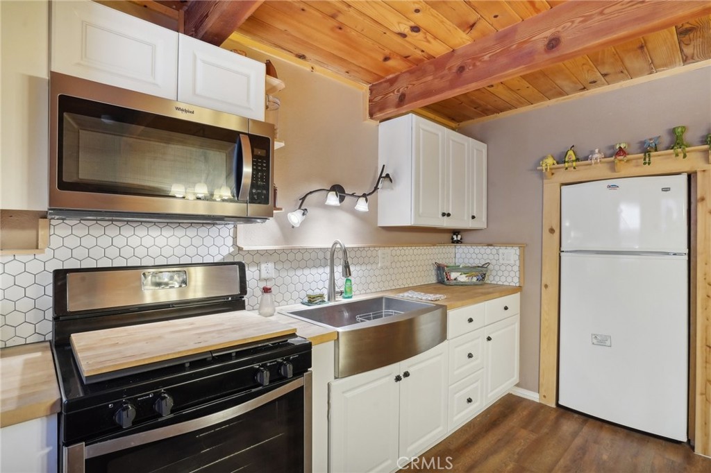 1009 Sugarloaf Boulevard