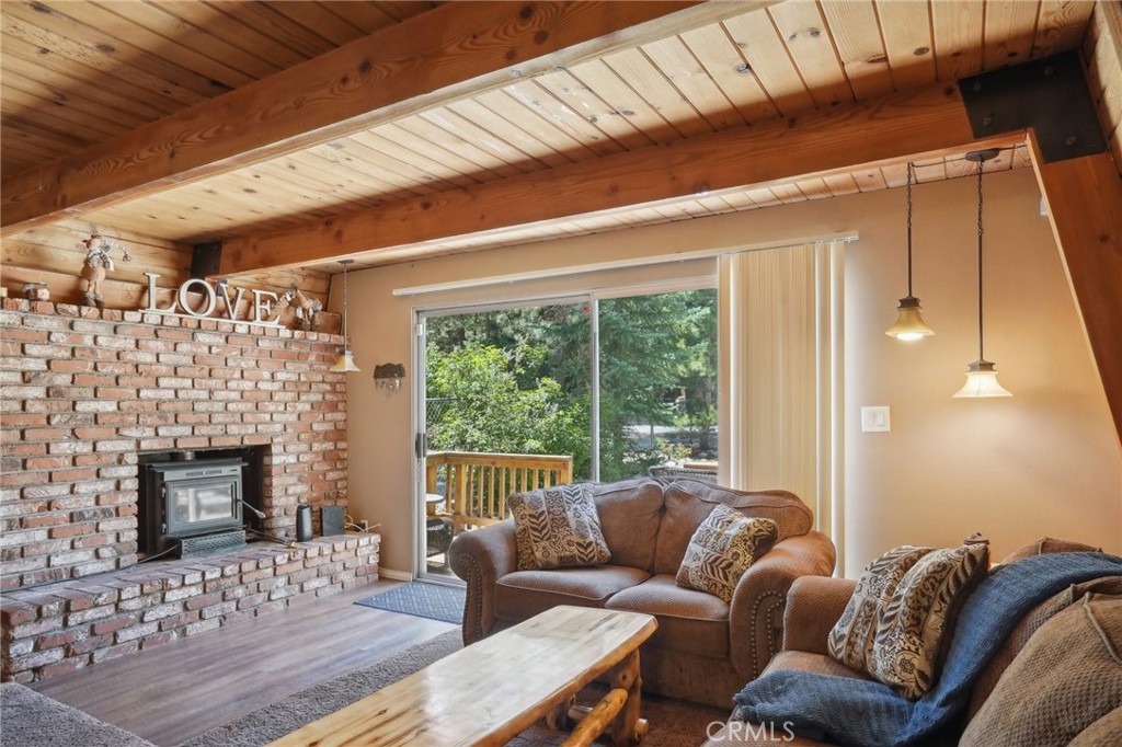 1009 Sugarloaf Boulevard