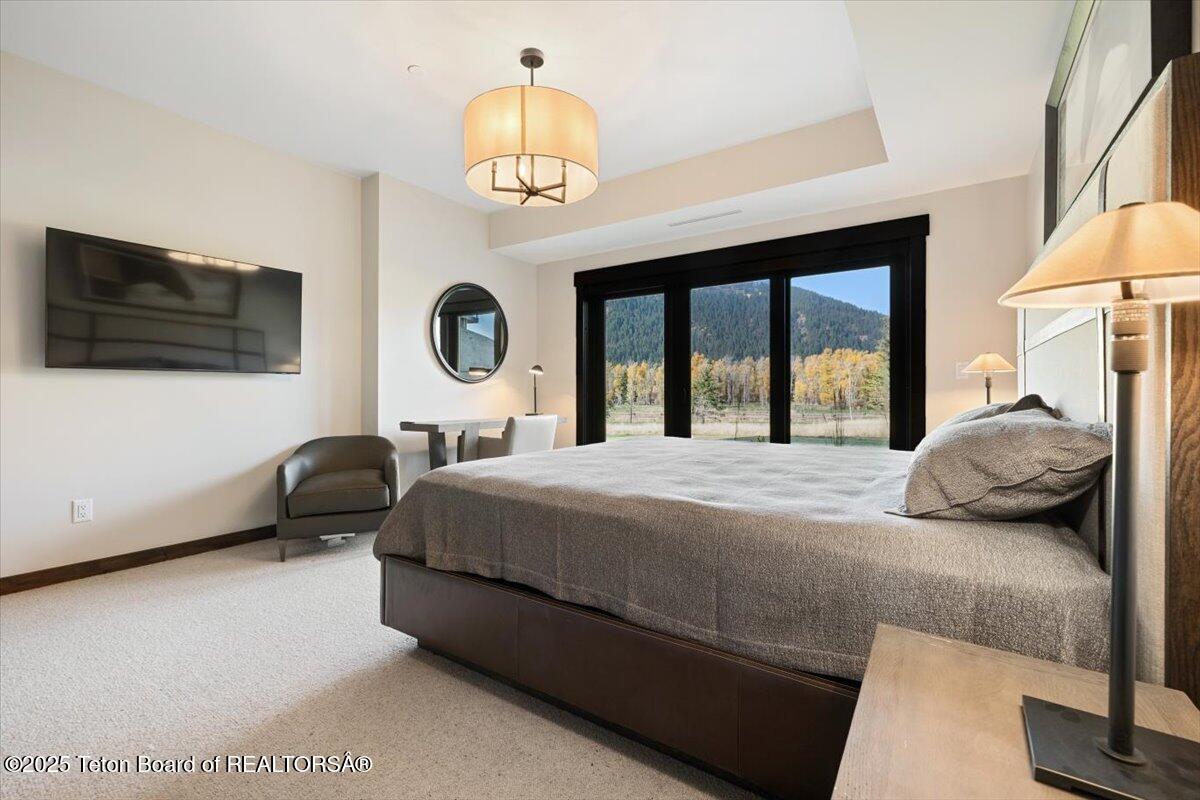 14125 DRAKE DRIVE
