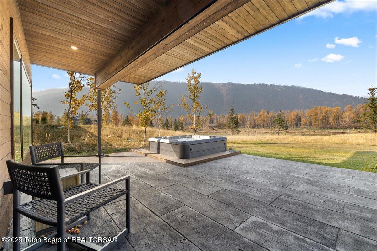 14125 DRAKE DRIVE