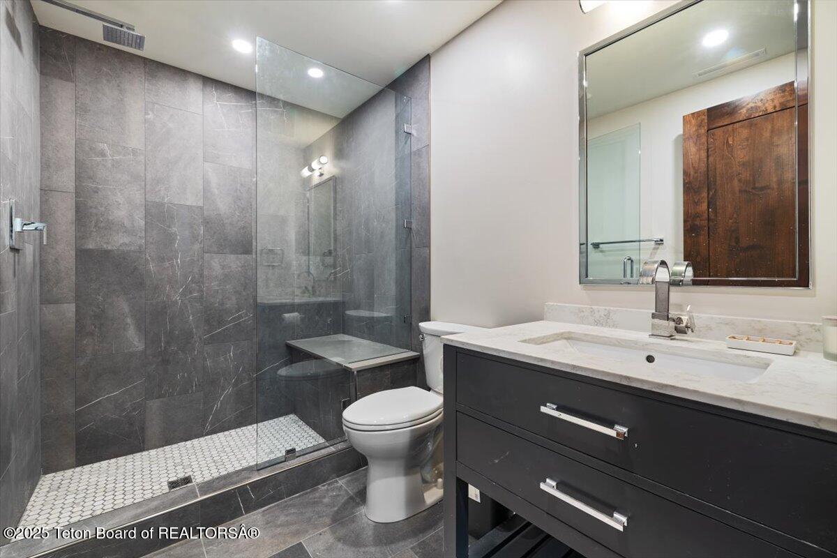 14125 DRAKE DRIVE