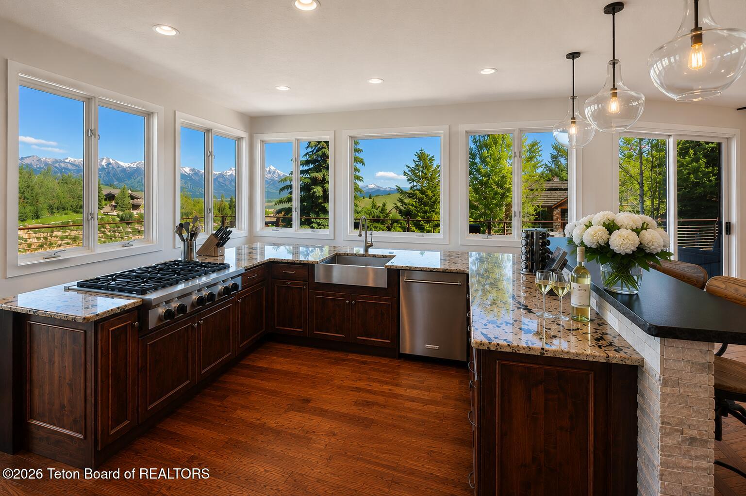 365 W CALLIOPE Drive