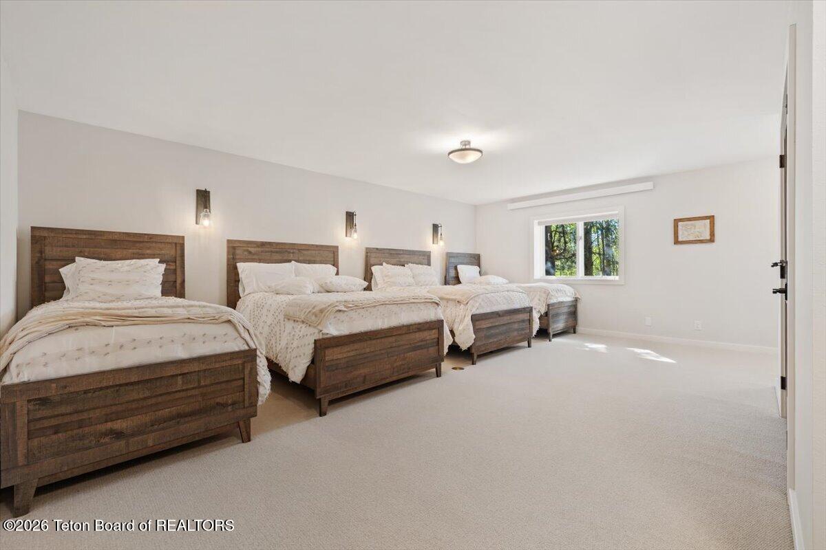 365 W CALLIOPE Drive