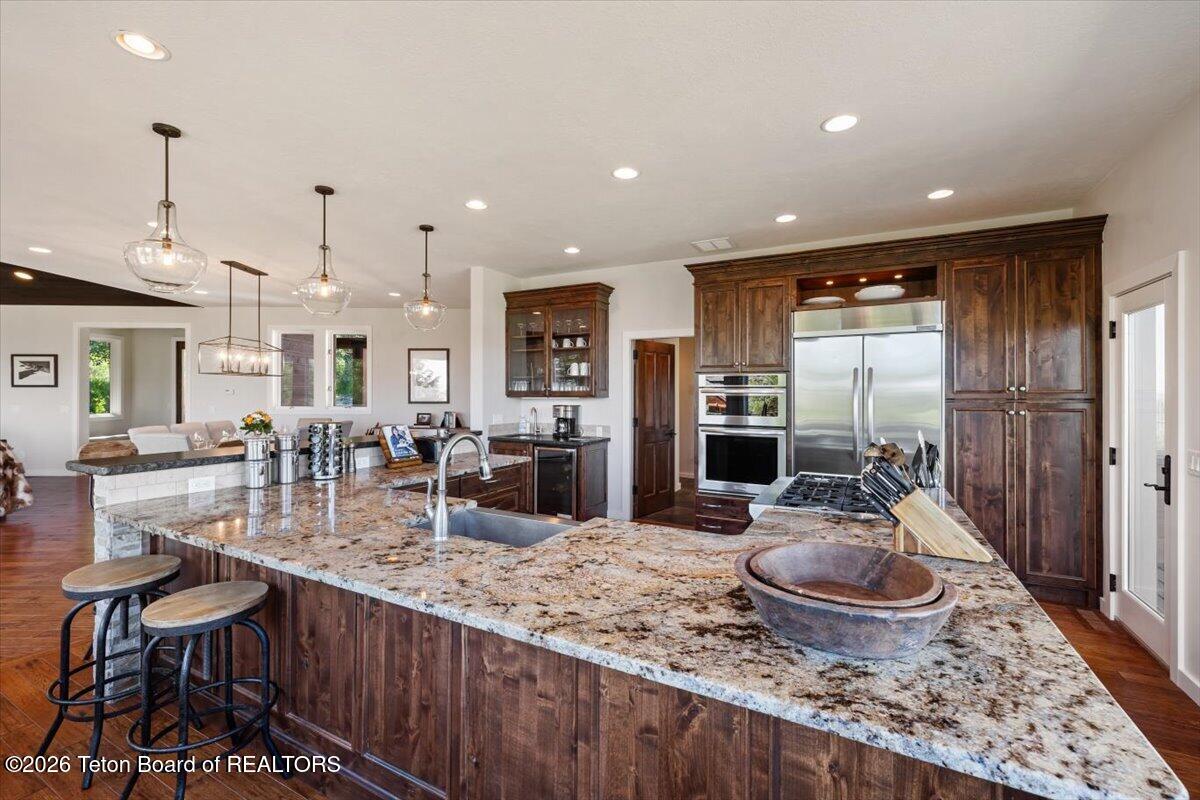 365 W CALLIOPE Drive