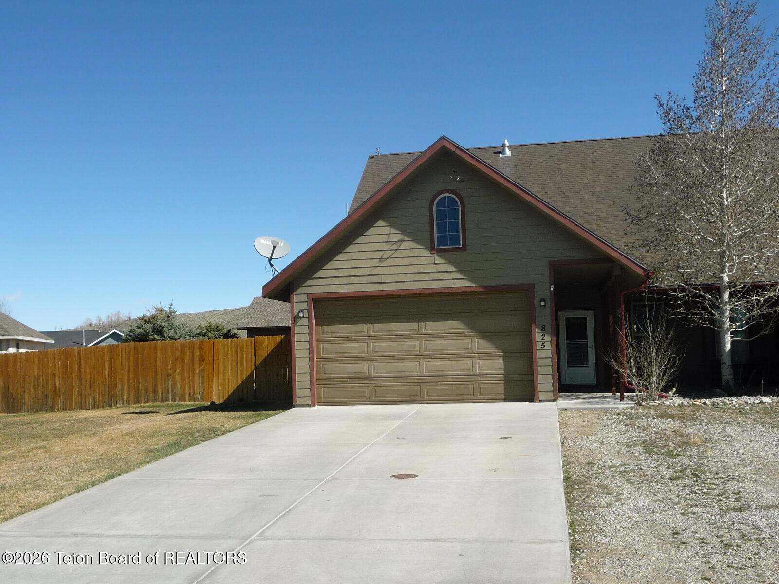 825 AUSTIN Lane