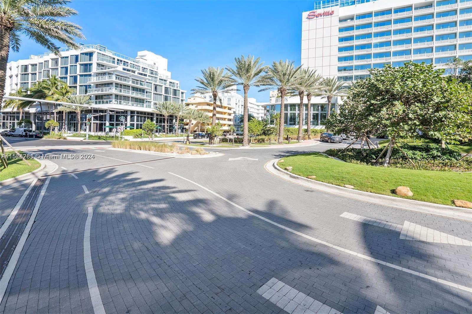 2899 Collins Ave # 1638