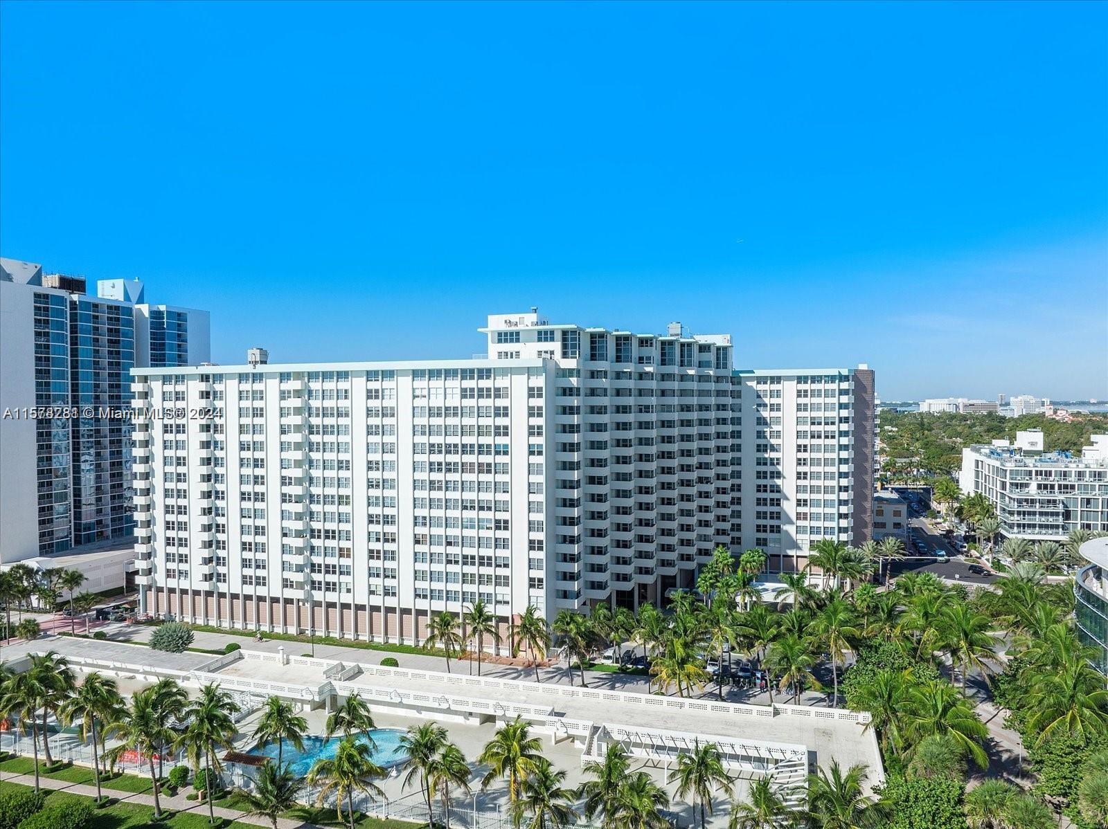 2899 Collins Ave # 1638