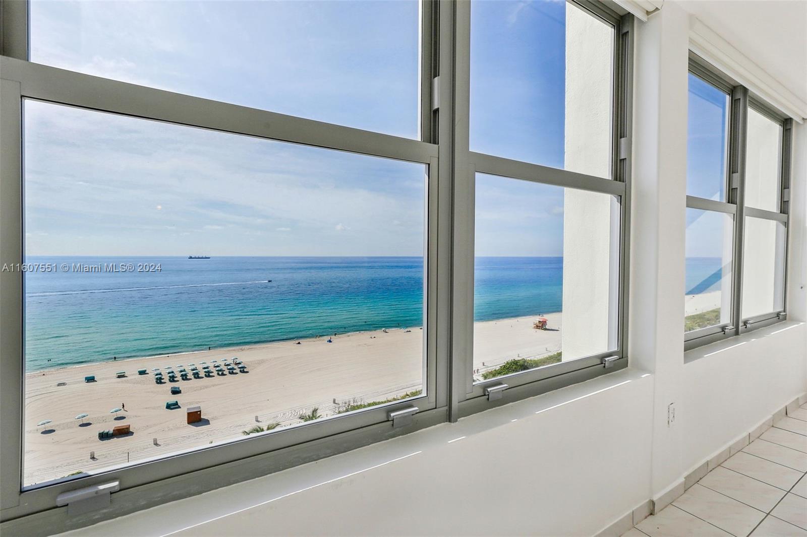 2899 Collins Ave # 1531
