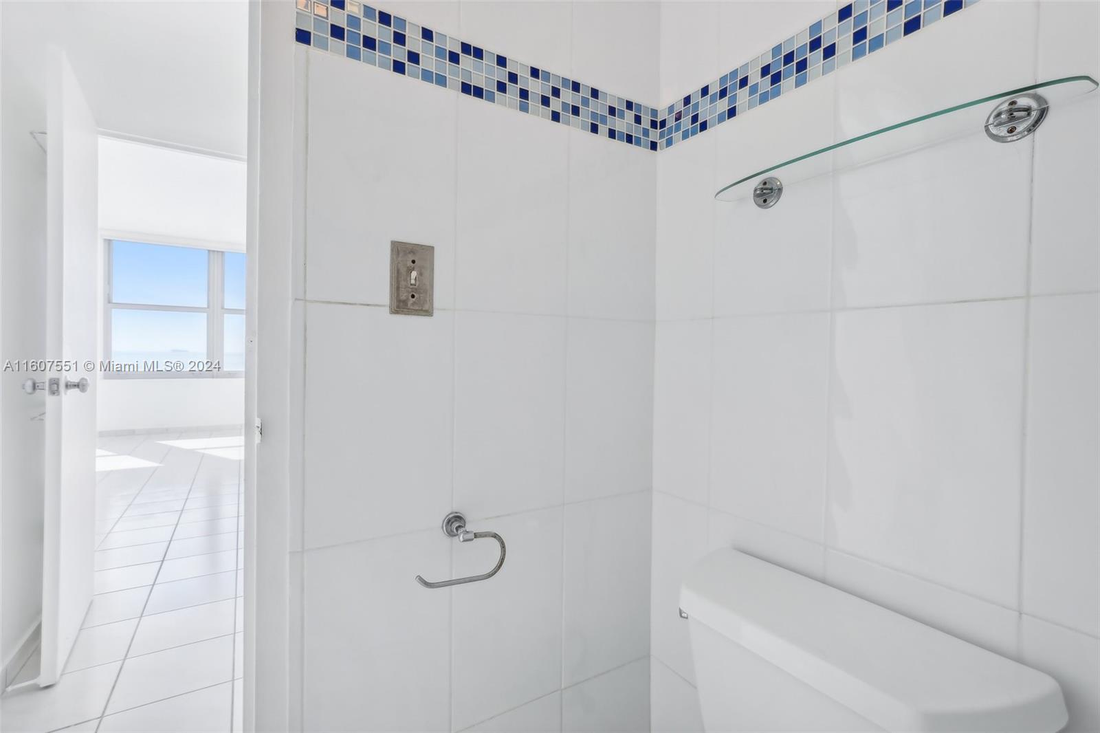 2899 Collins Ave # 1531