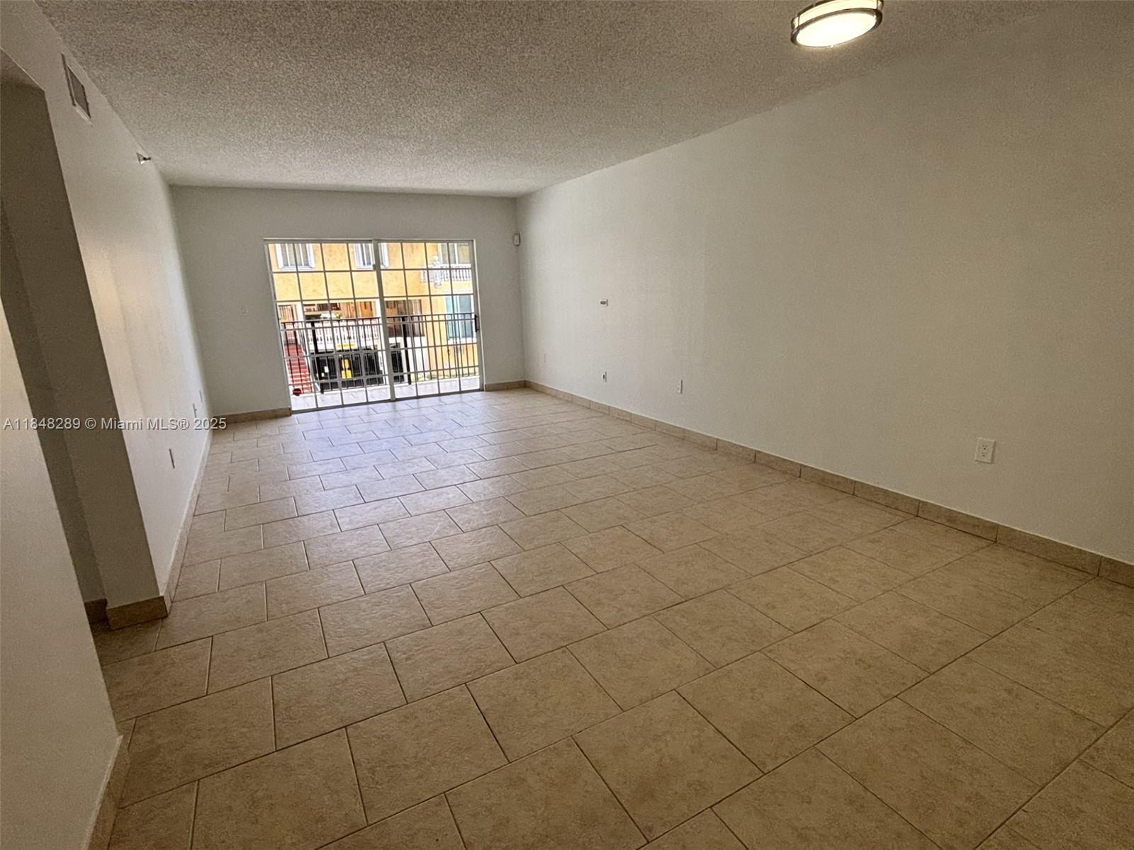 8900 Collins Ave # 204