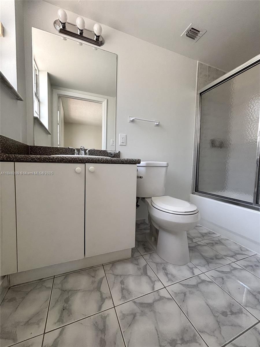 8900 Collins Ave # 204