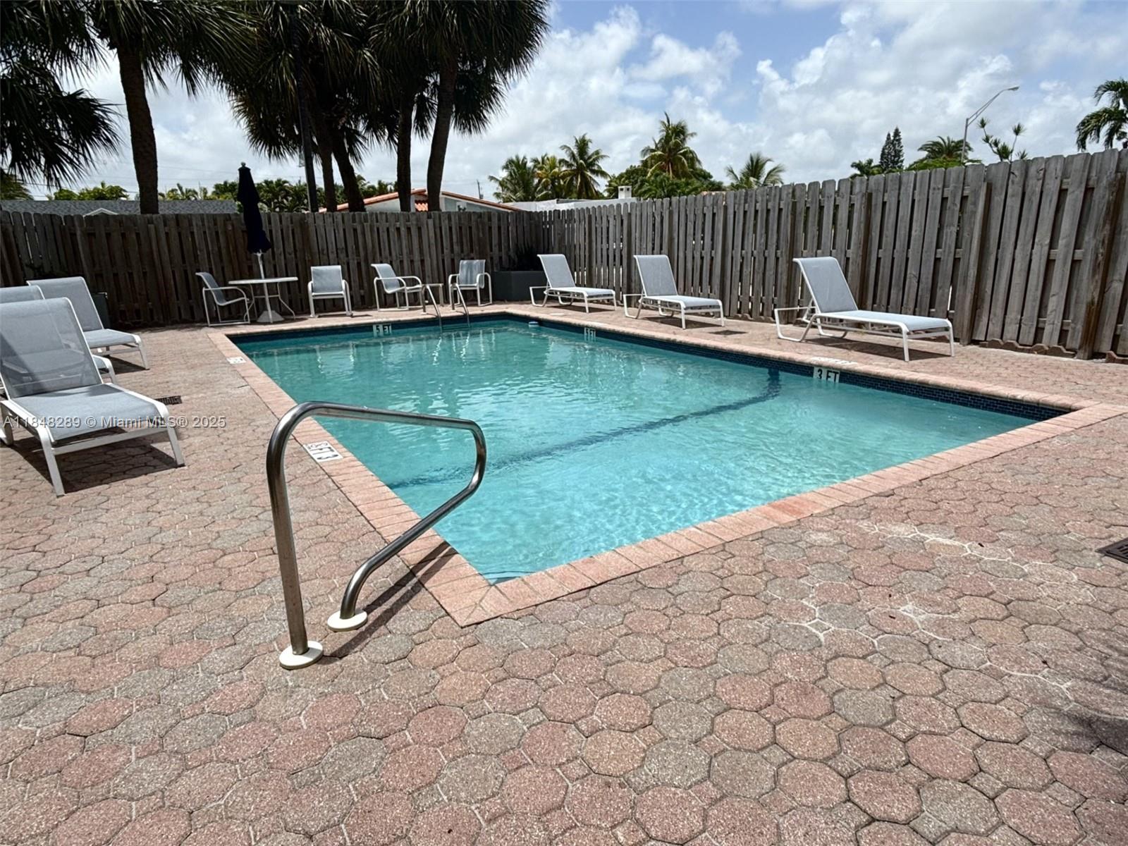 8900 Collins Ave # 204