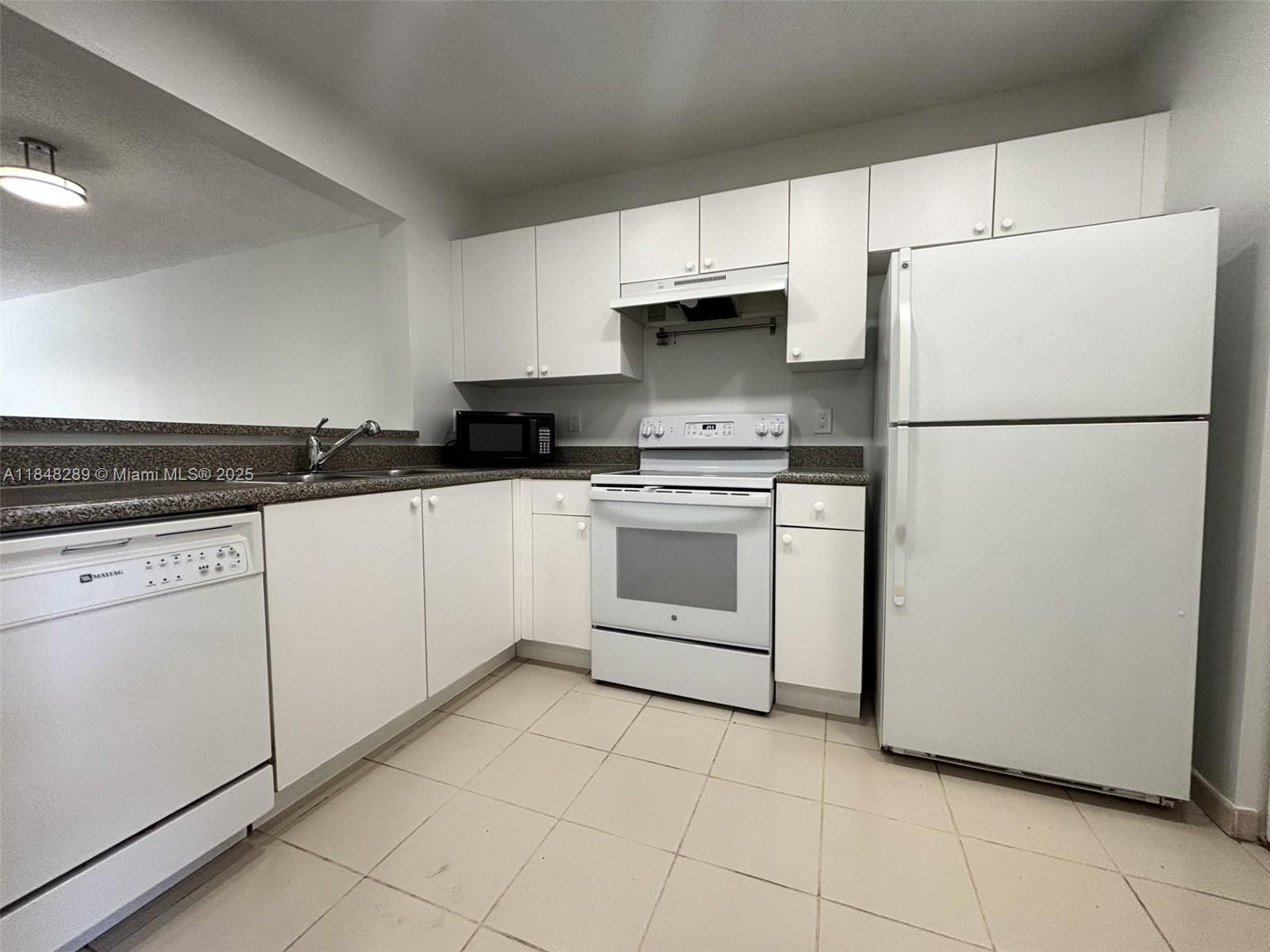 8900 Collins Ave # 204