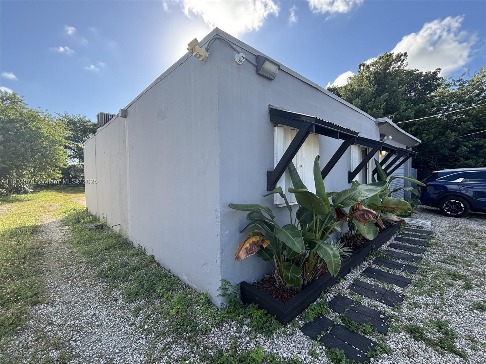 14715 N Miami Ave, Miami