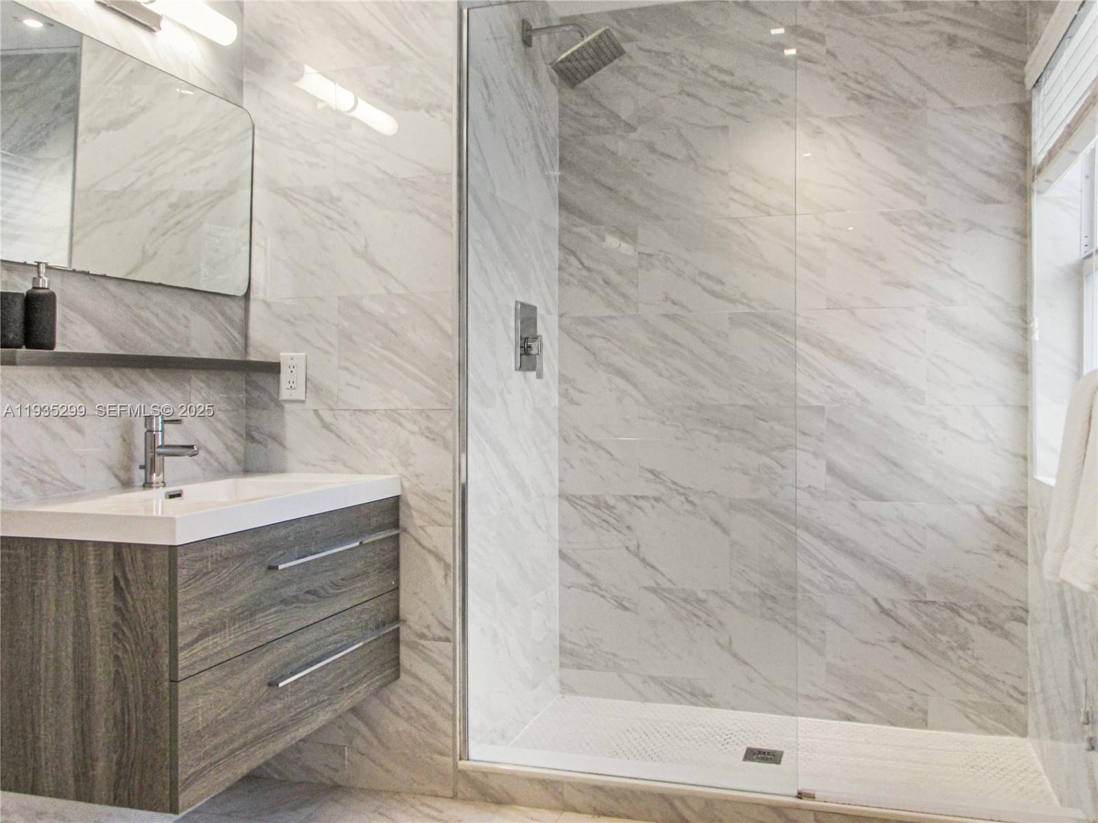 9220 Biscayne Blvd # 6