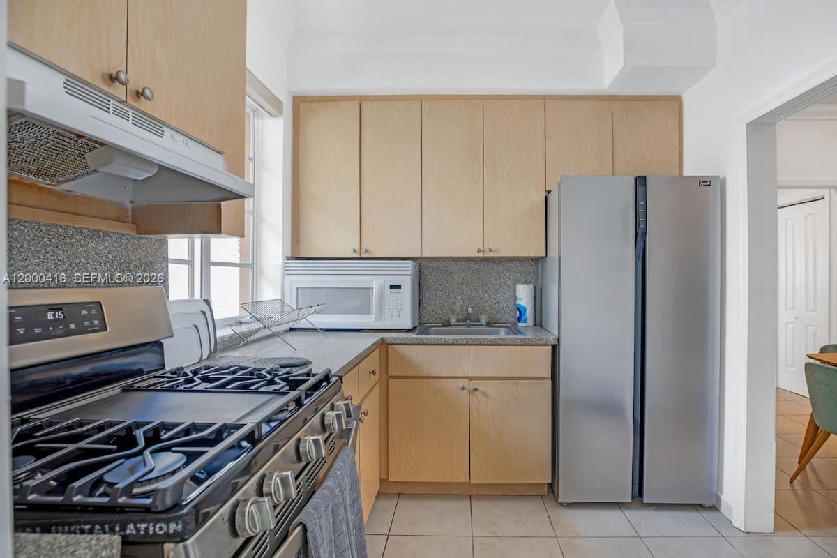 301 86th St # 3 Unit: 315-3
