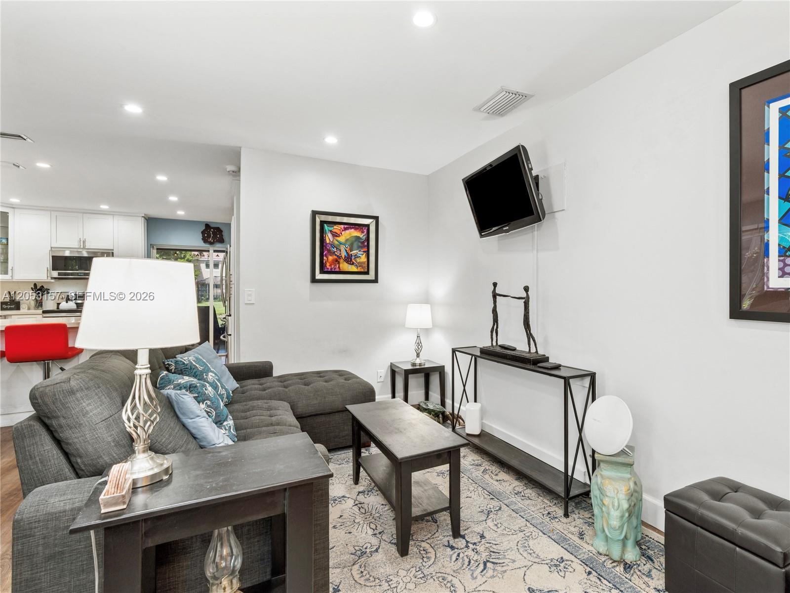 1707 SW 109th Ter
