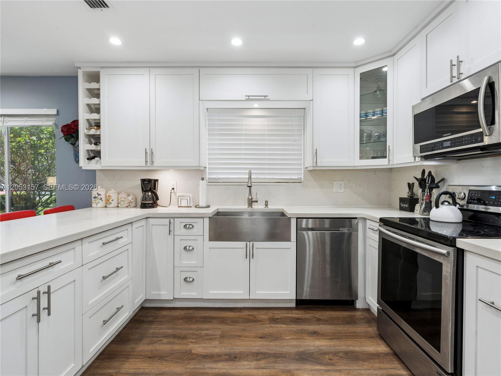 1707 SW 109th Ter