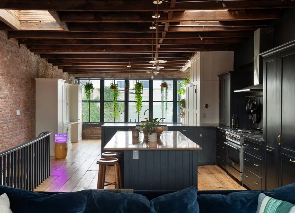 168 Coffey Street HOUSE