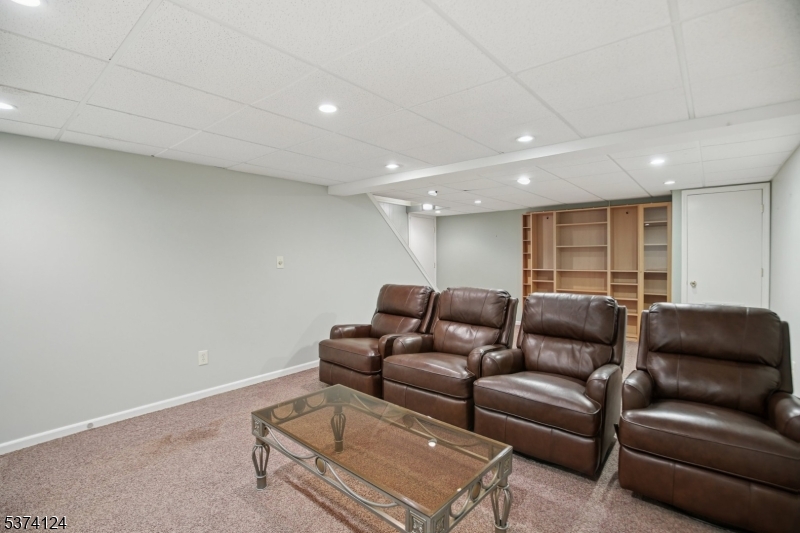 6 Dartford Rd