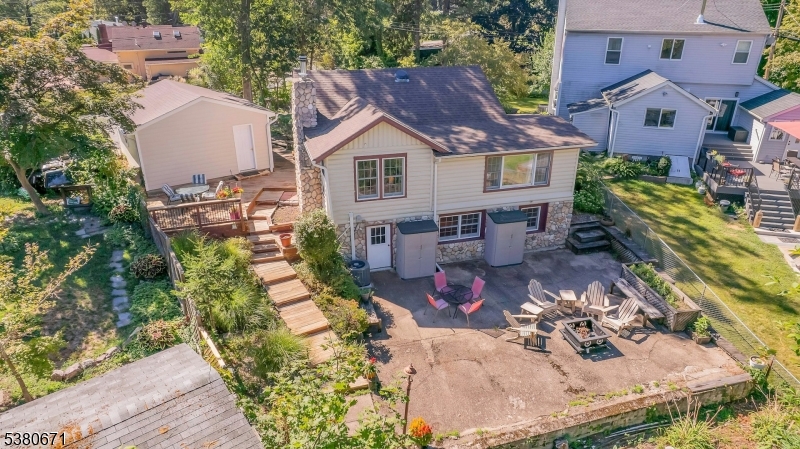 17 Cayuga Trl