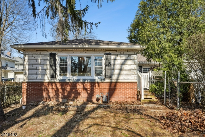 140 Francisco Avenue