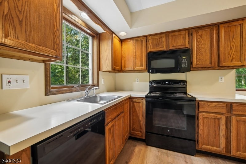 147 Kinnelon Rd