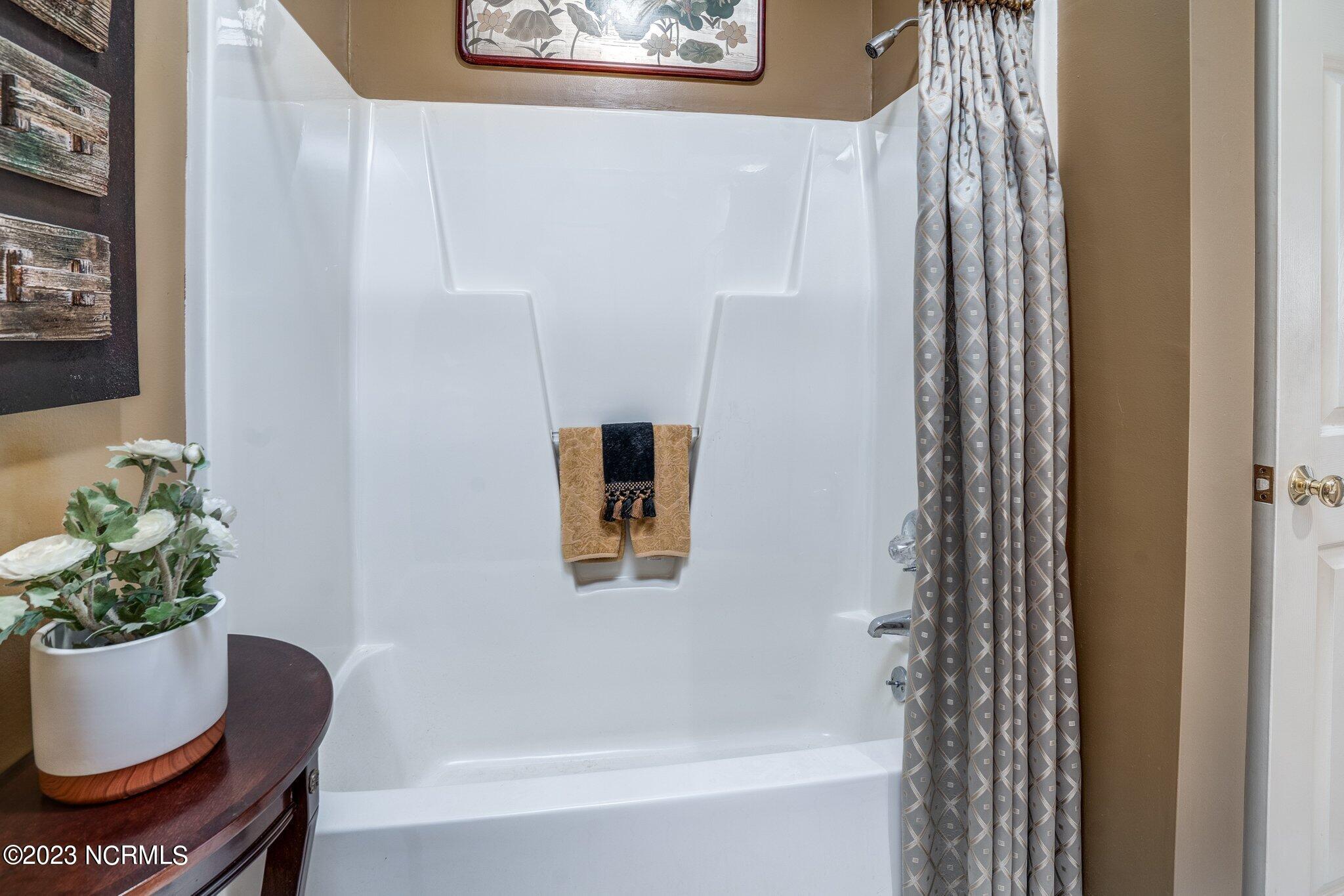 1100 Royal Ridge Drive