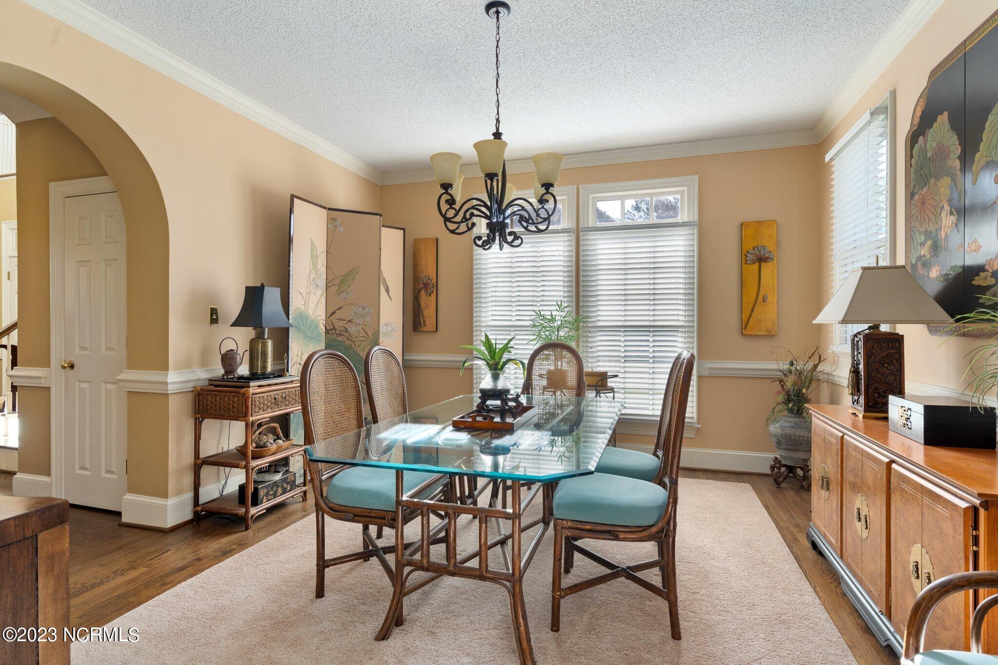 1100 Royal Ridge Drive