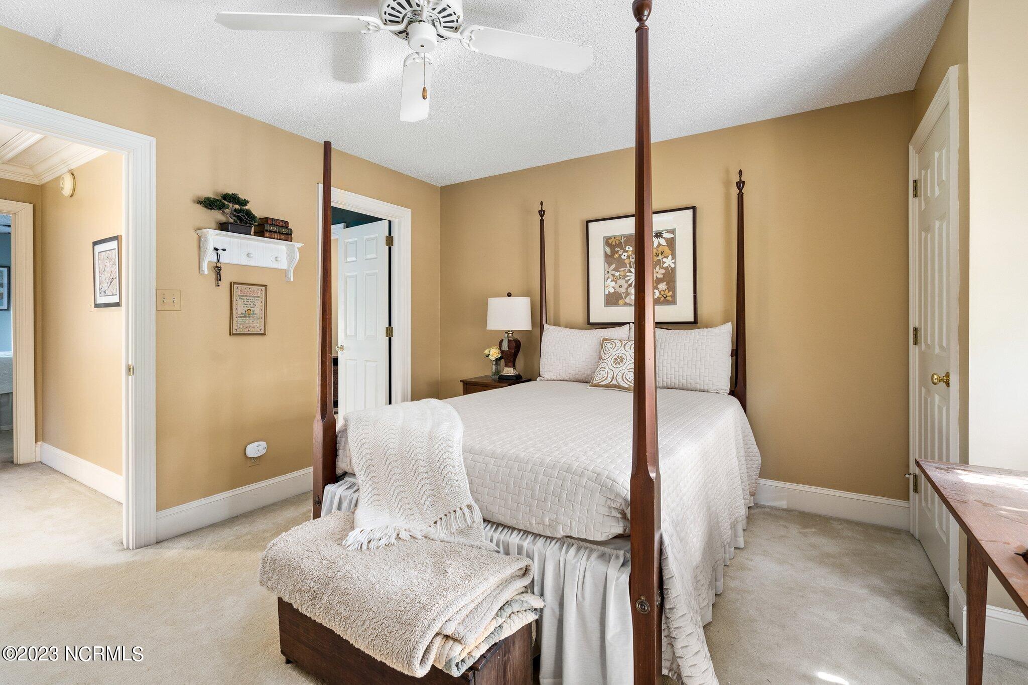 1100 Royal Ridge Drive