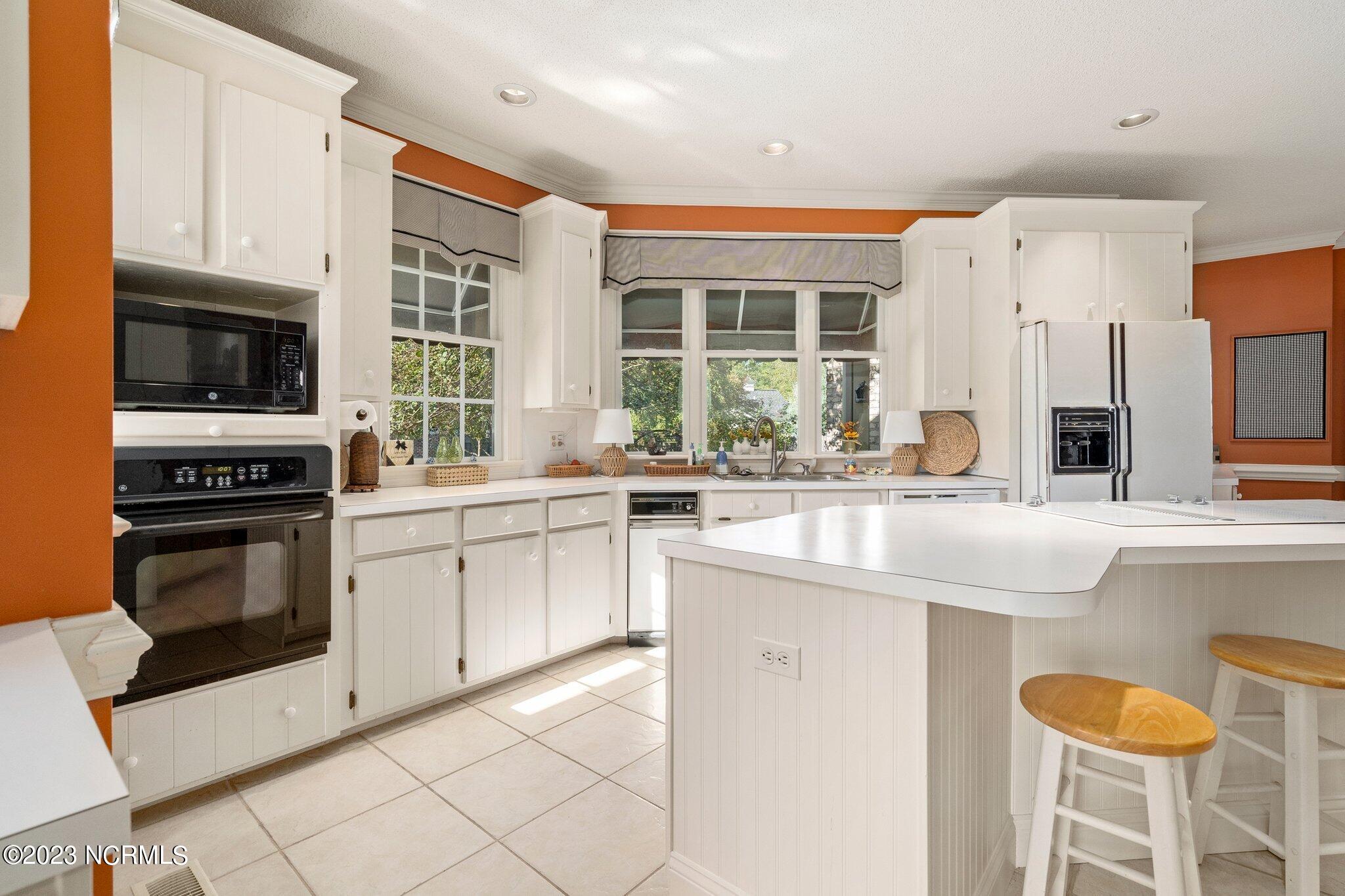 1100 Royal Ridge Drive