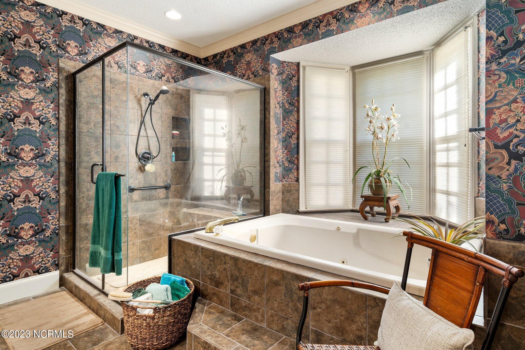 1100 Royal Ridge Drive