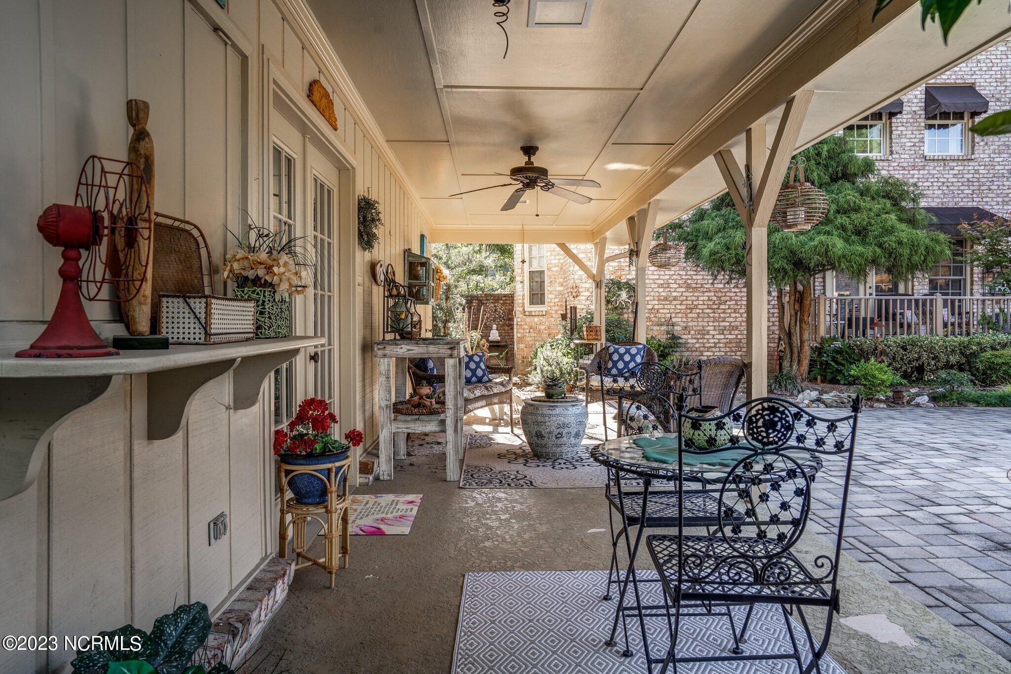 1100 Royal Ridge Drive