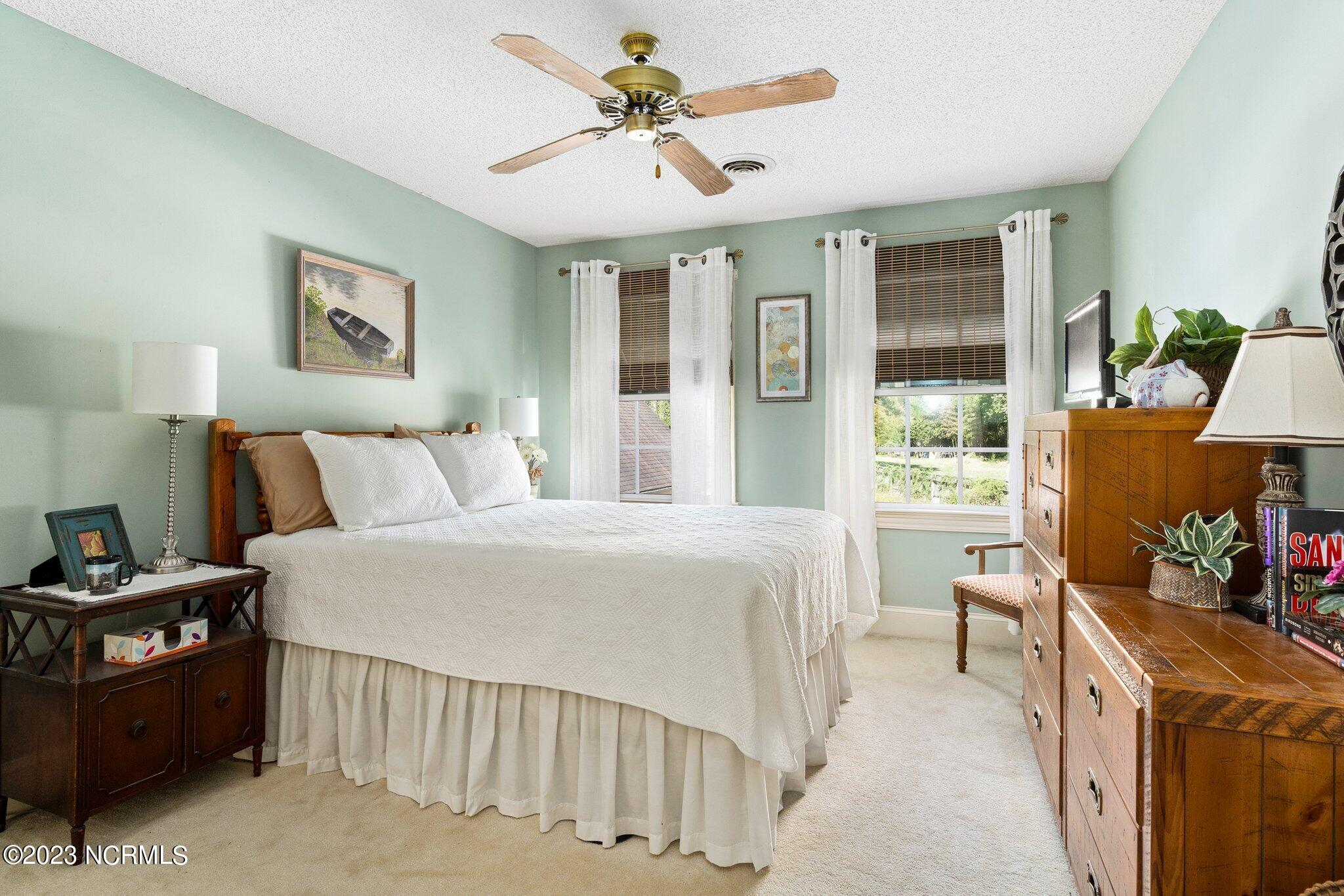 1100 Royal Ridge Drive