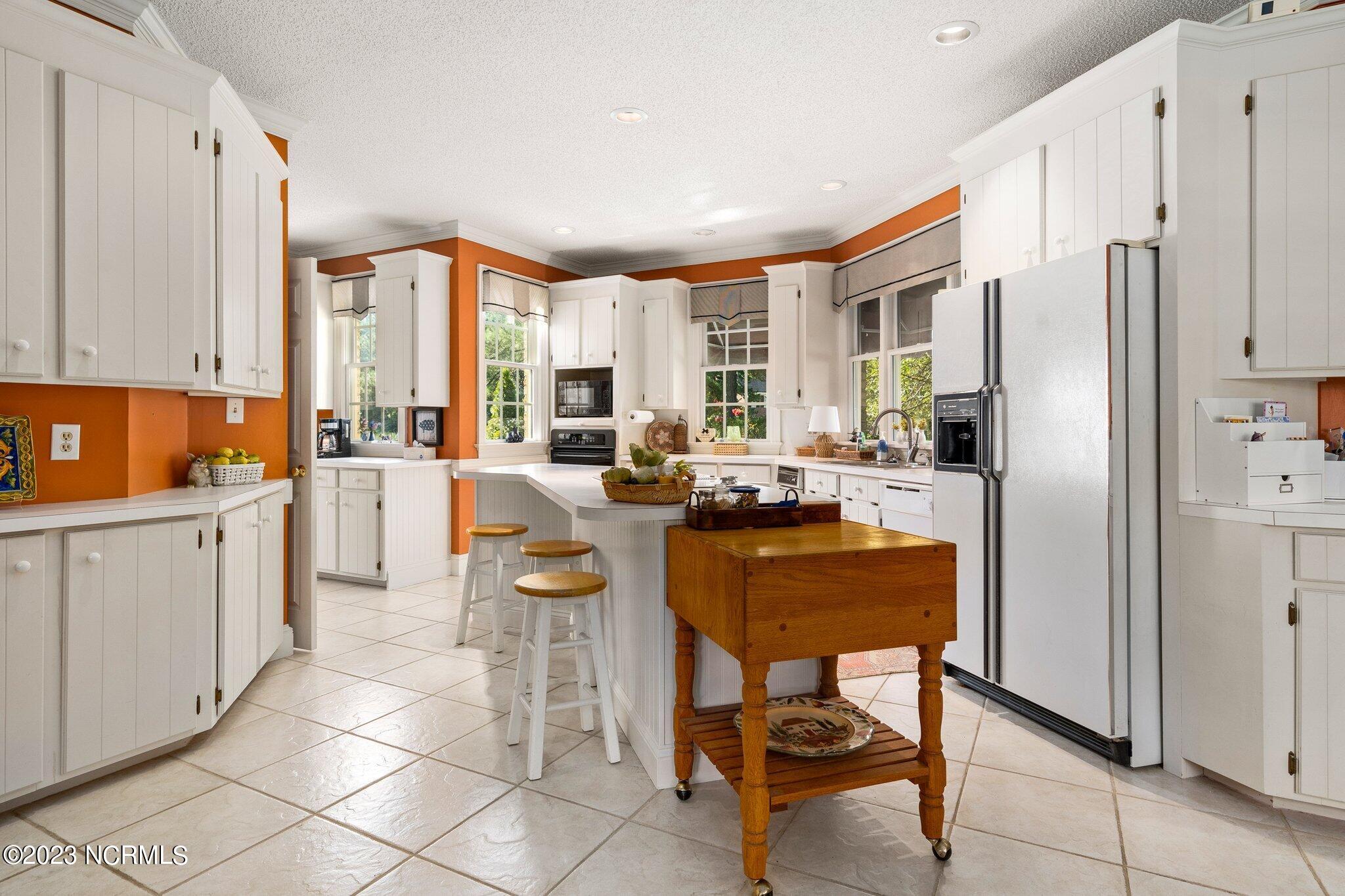 1100 Royal Ridge Drive