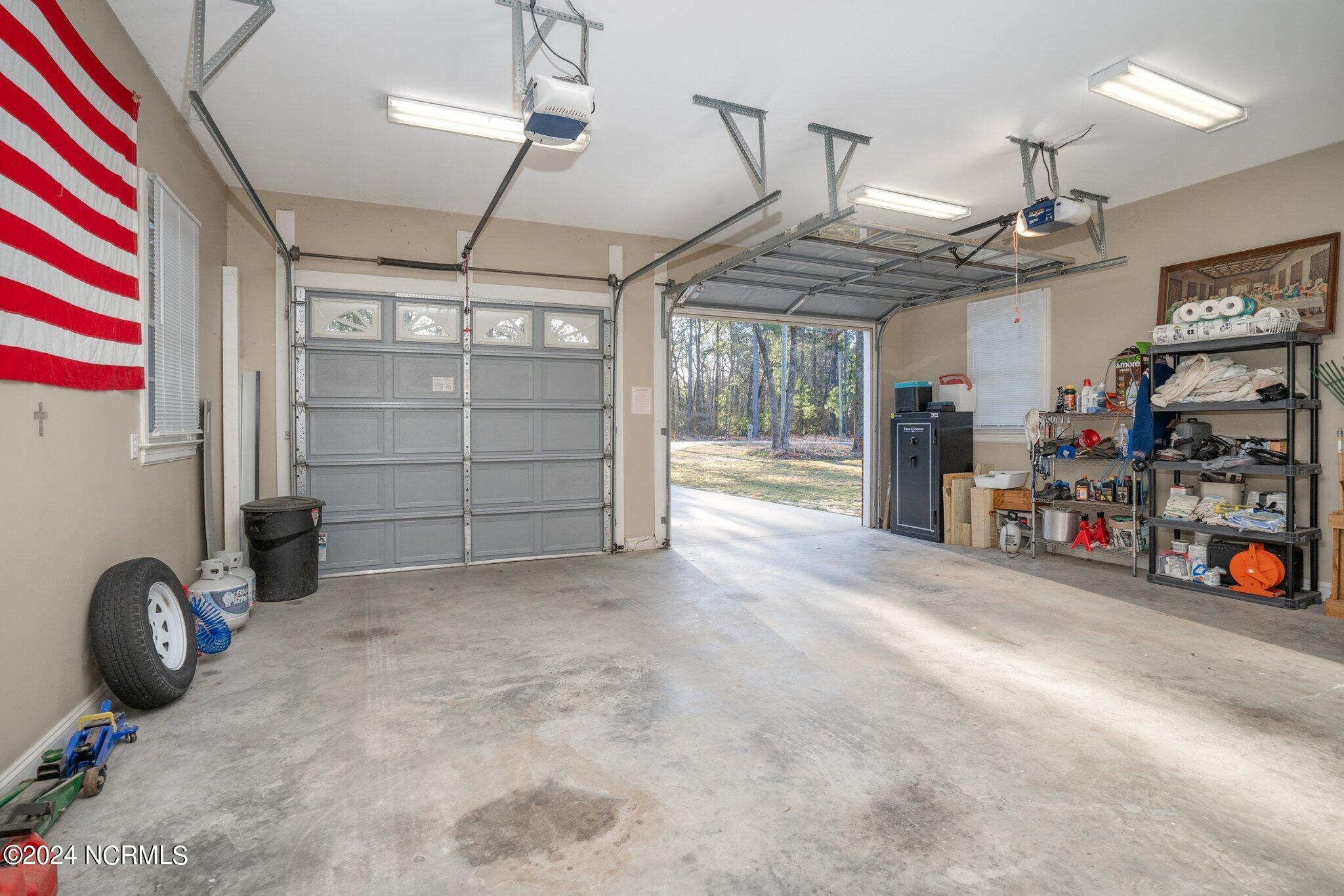 7368 Huddlestone Road