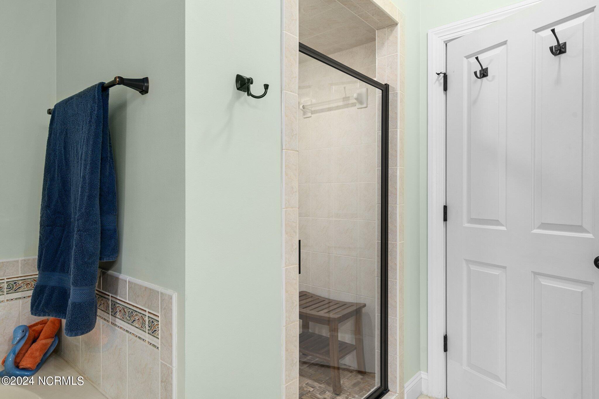 7368 Huddlestone Road