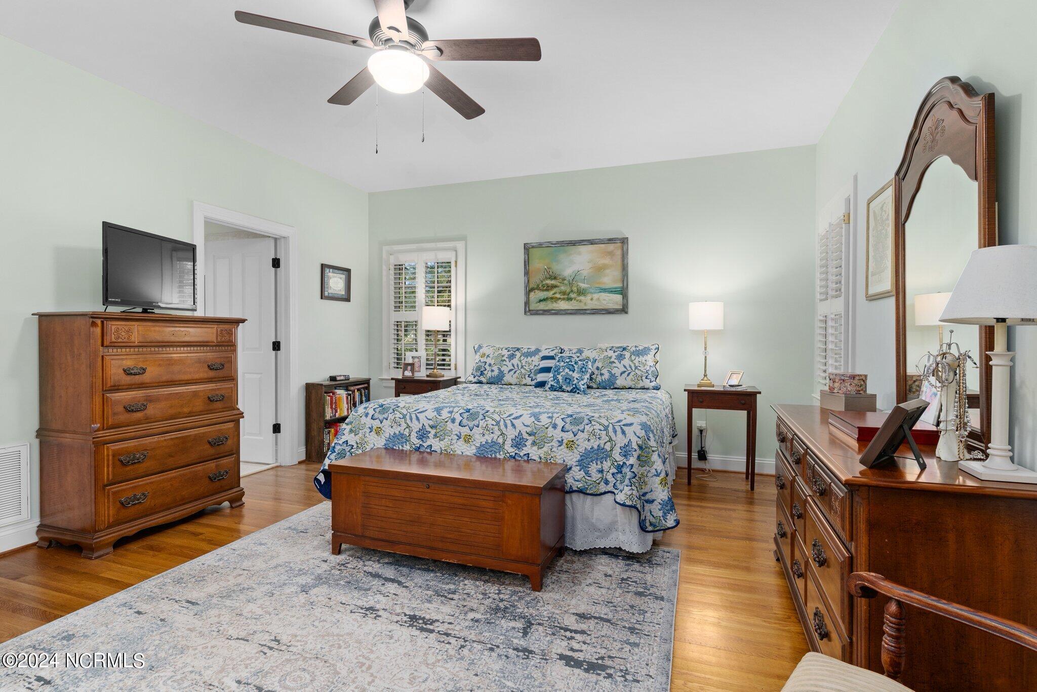 7368 Huddlestone Road