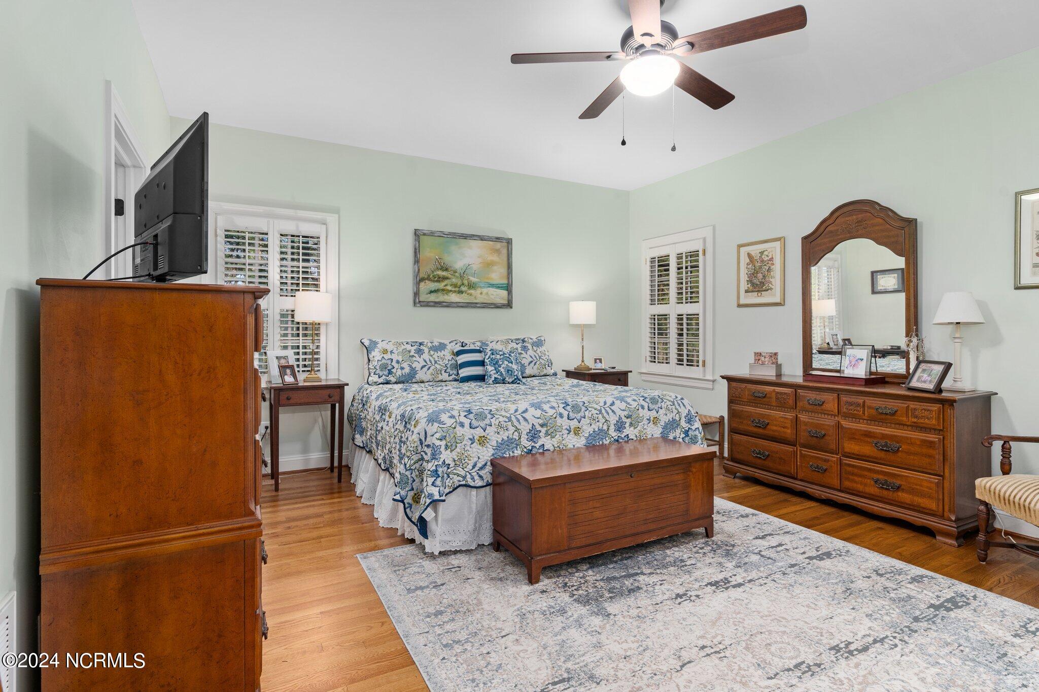 7368 Huddlestone Road