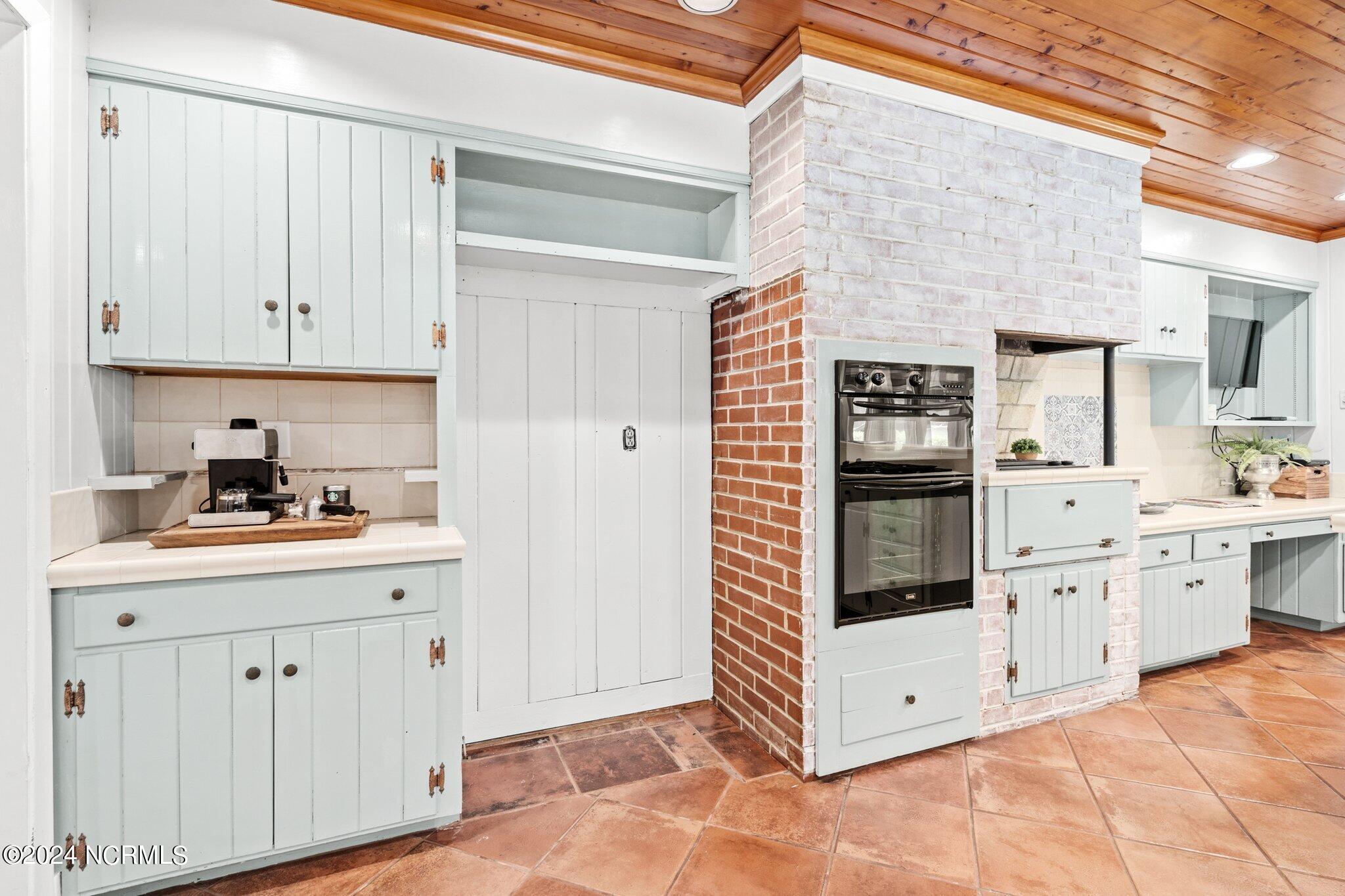 1700 Pine Forest Drive