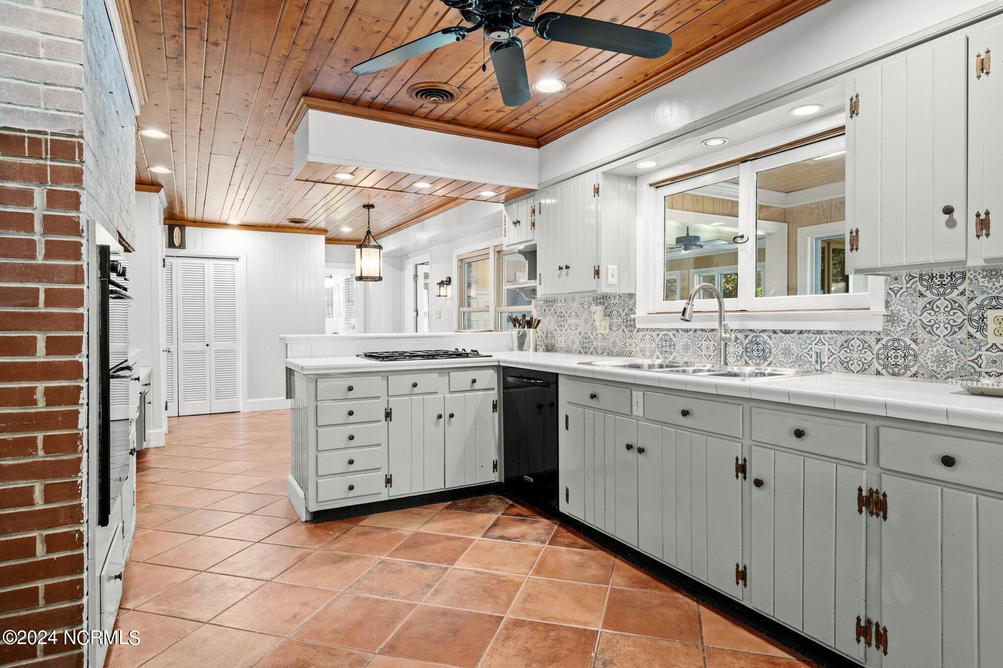 1700 Pine Forest Drive