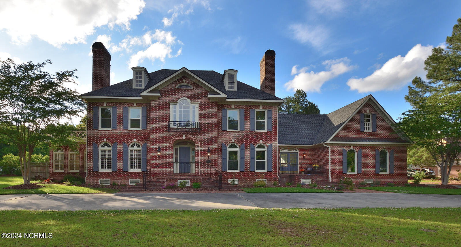 101 Royal Ridge Court