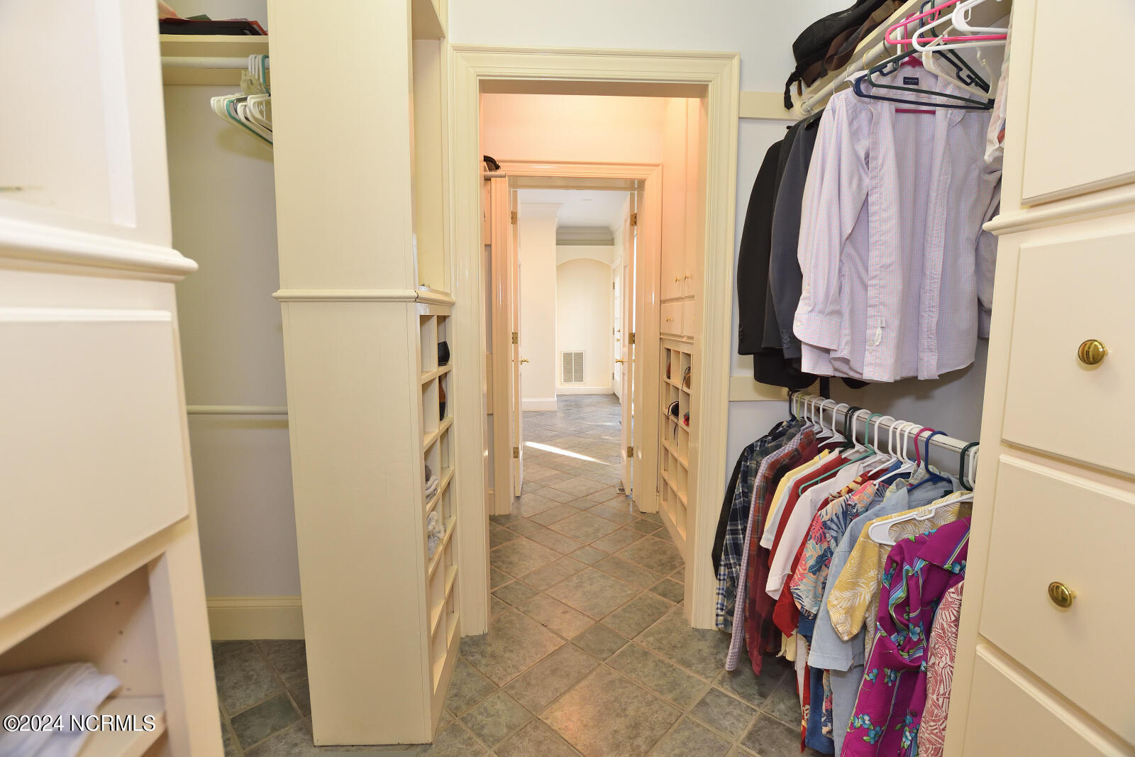 101 Royal Ridge Court