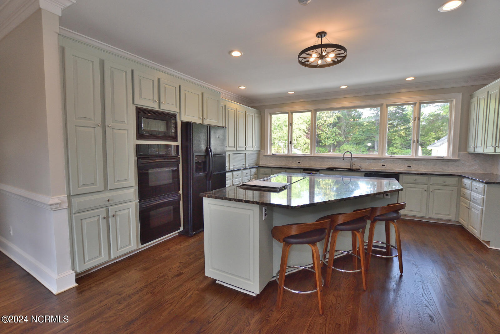 101 Royal Ridge Court