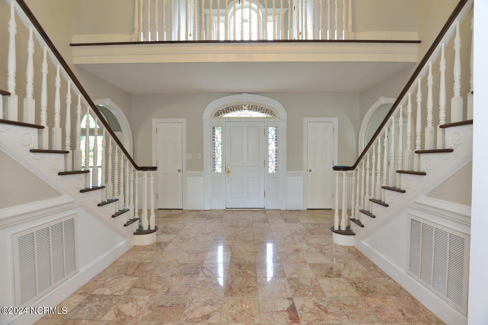 101 Royal Ridge Court