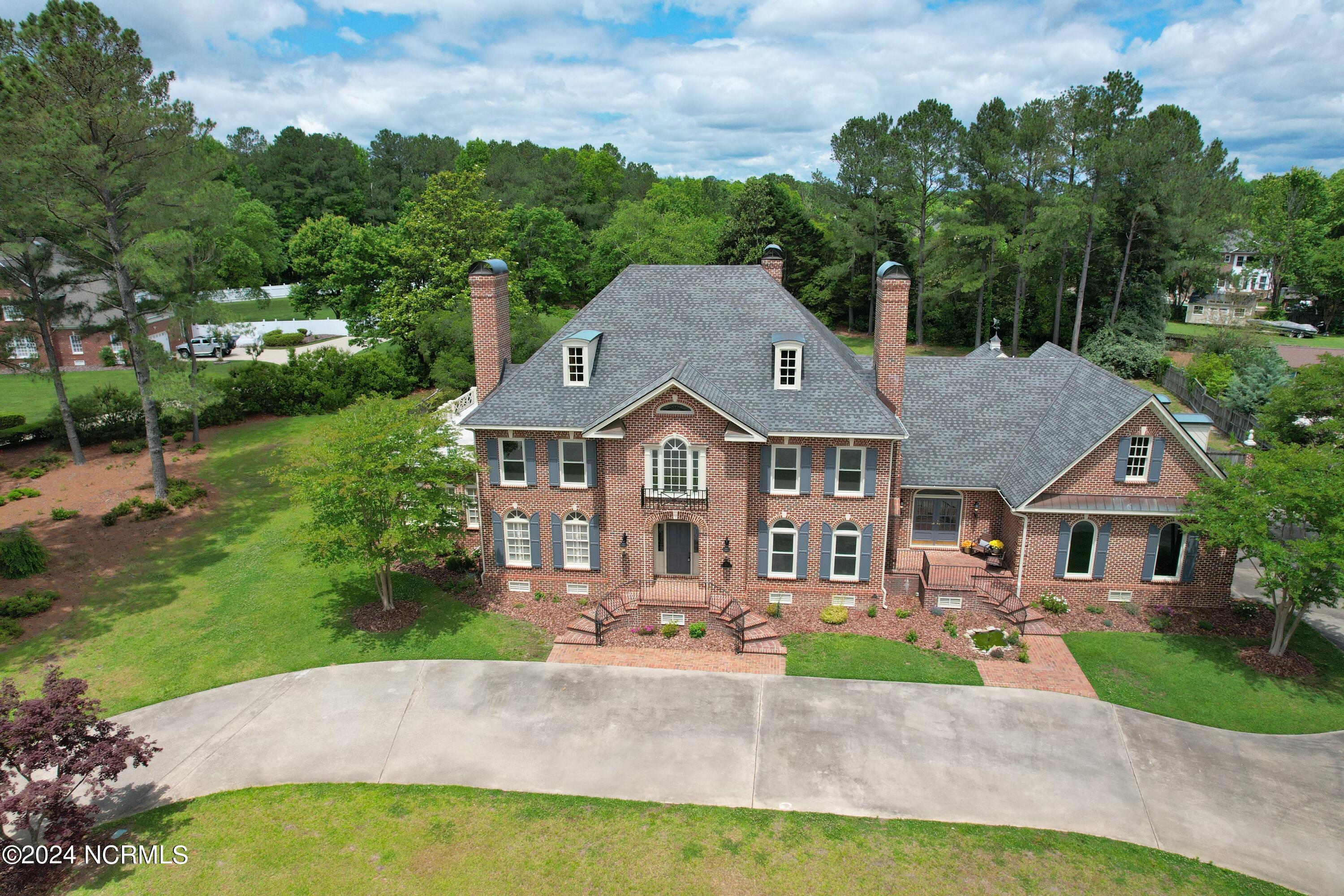 101 Royal Ridge Court