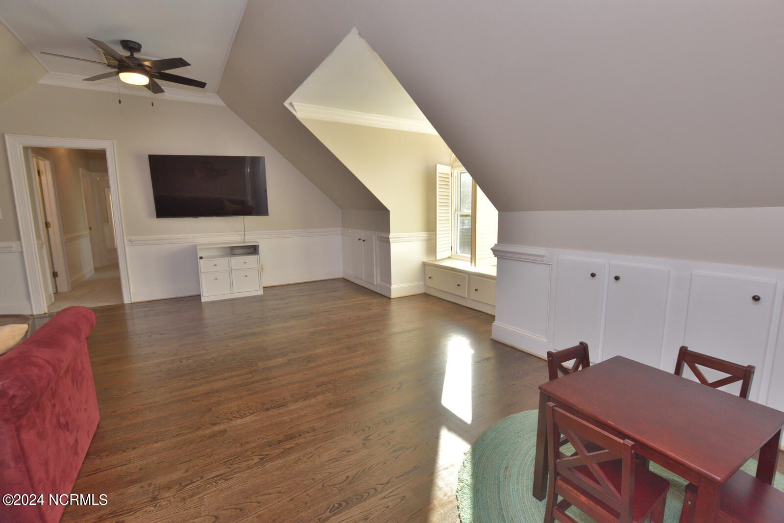 101 Royal Ridge Court